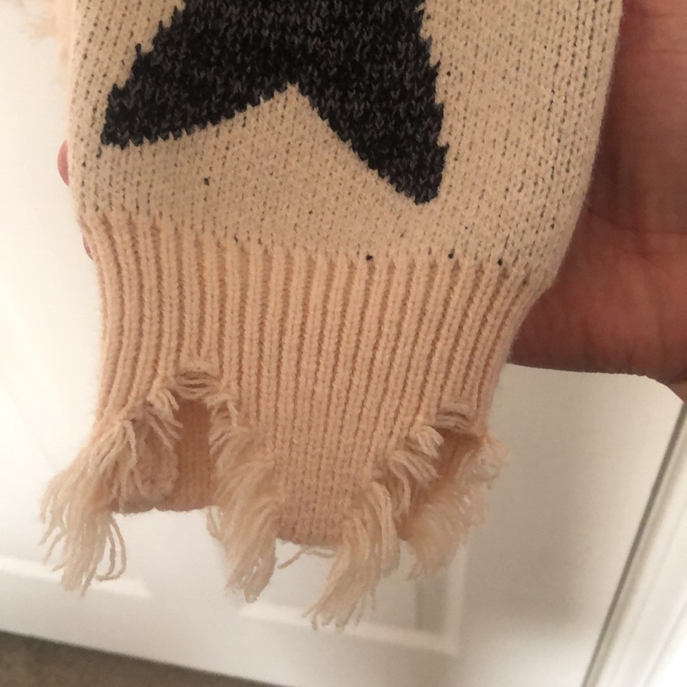 Sweater - Picture 3 of 4